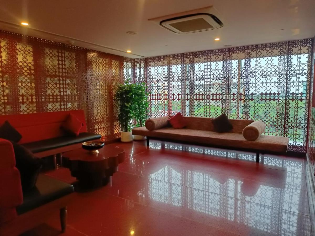 Boulevard By Design Hotel Chennai Eksteriør billede