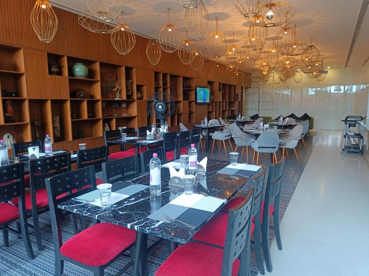 Boulevard By Design Hotel Chennai Eksteriør billede